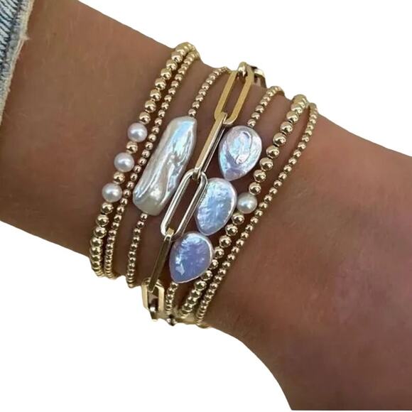 2/$30 Gold Chain Bracelet NEW Gold Tone Perfect for Layering Trendy Chain Link - Picture 3 of 6